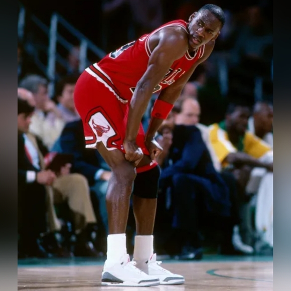 Air Jordan 3 Retro Cement Reimagined - Picture 4 of 4